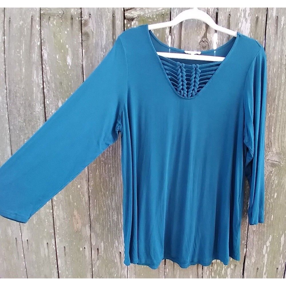 Ava James size 1X (14/16) tunic shirt 3/4 sleeve cut out braid neckline teal